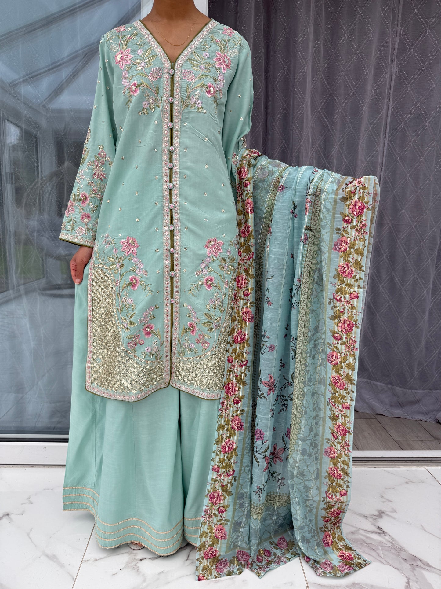 MAAHI - ETHNIC INSPIRED EMBROIDERED KAMEEZ WITH SHARARA