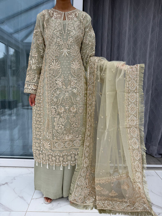 MEHFIL - Embroidered organza outfit with plazo