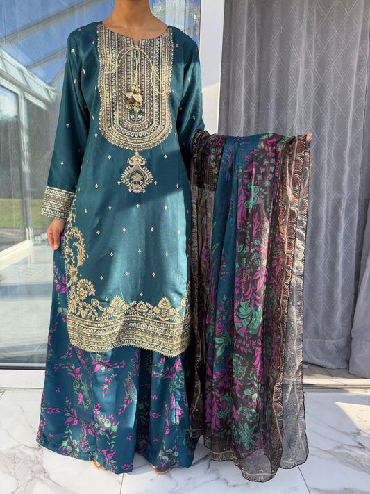 MEERAB - Embroidered linen kameez with Sharara