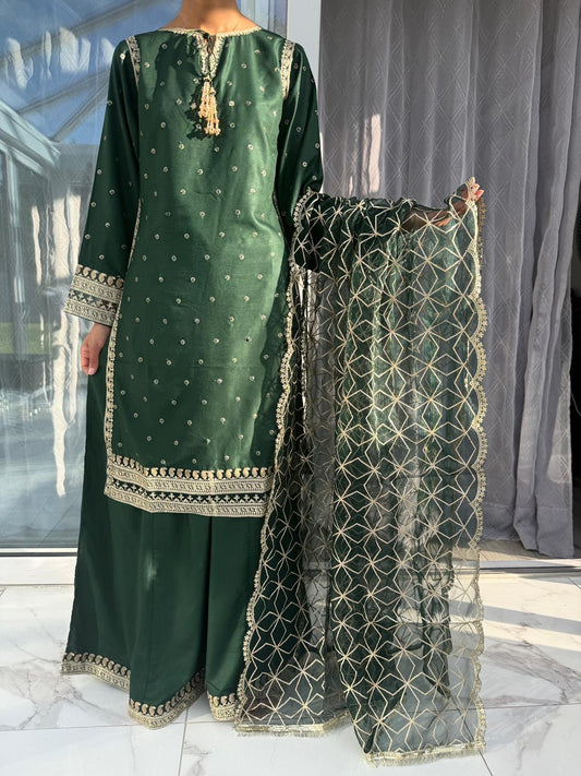 CELINE GREEN - Embroidered summer linen kameez with Kali sharara