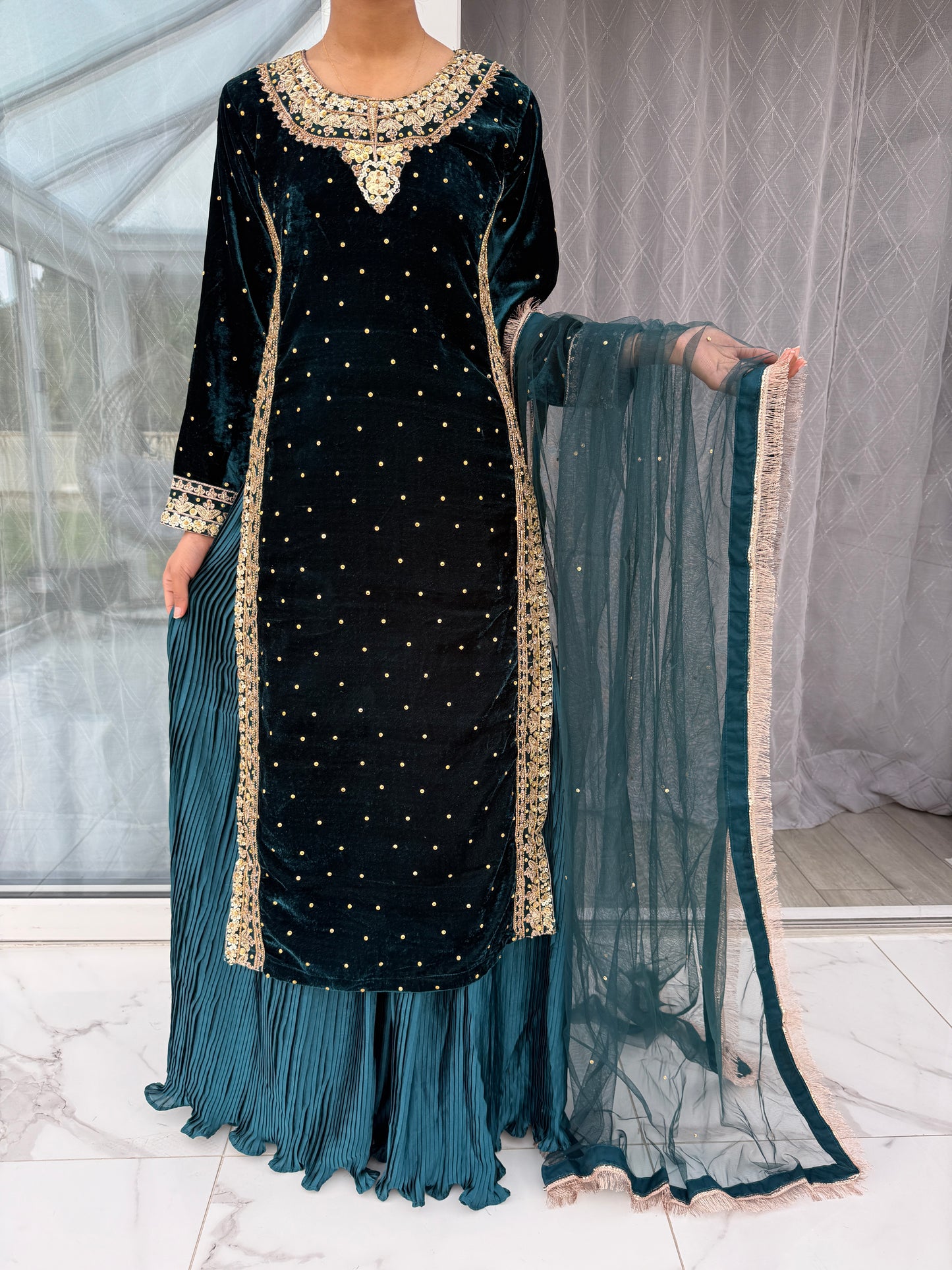 AYAT - Embroidered velvet kameez with lengha