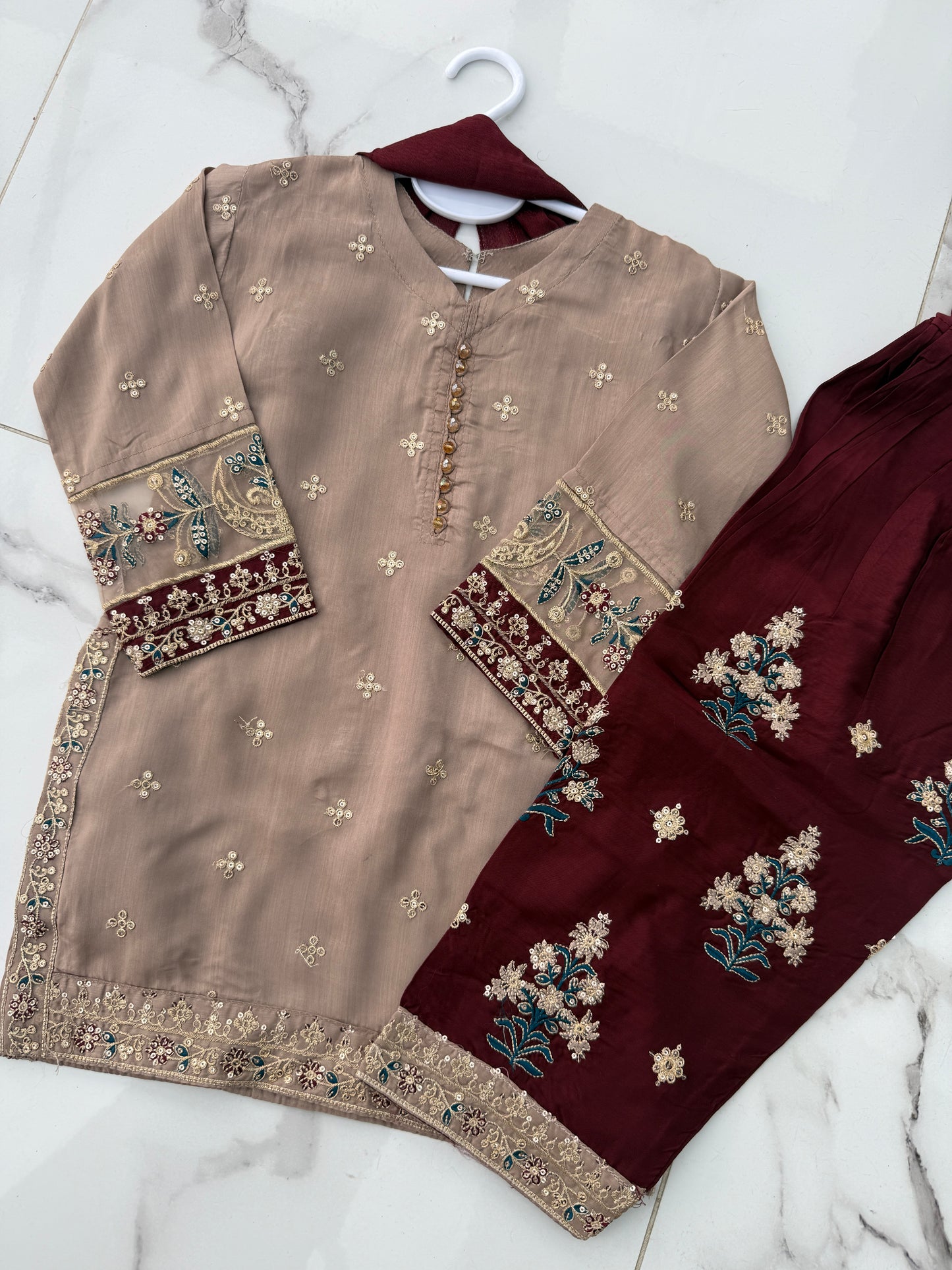 AIMA - Mother and daughter Eid collection