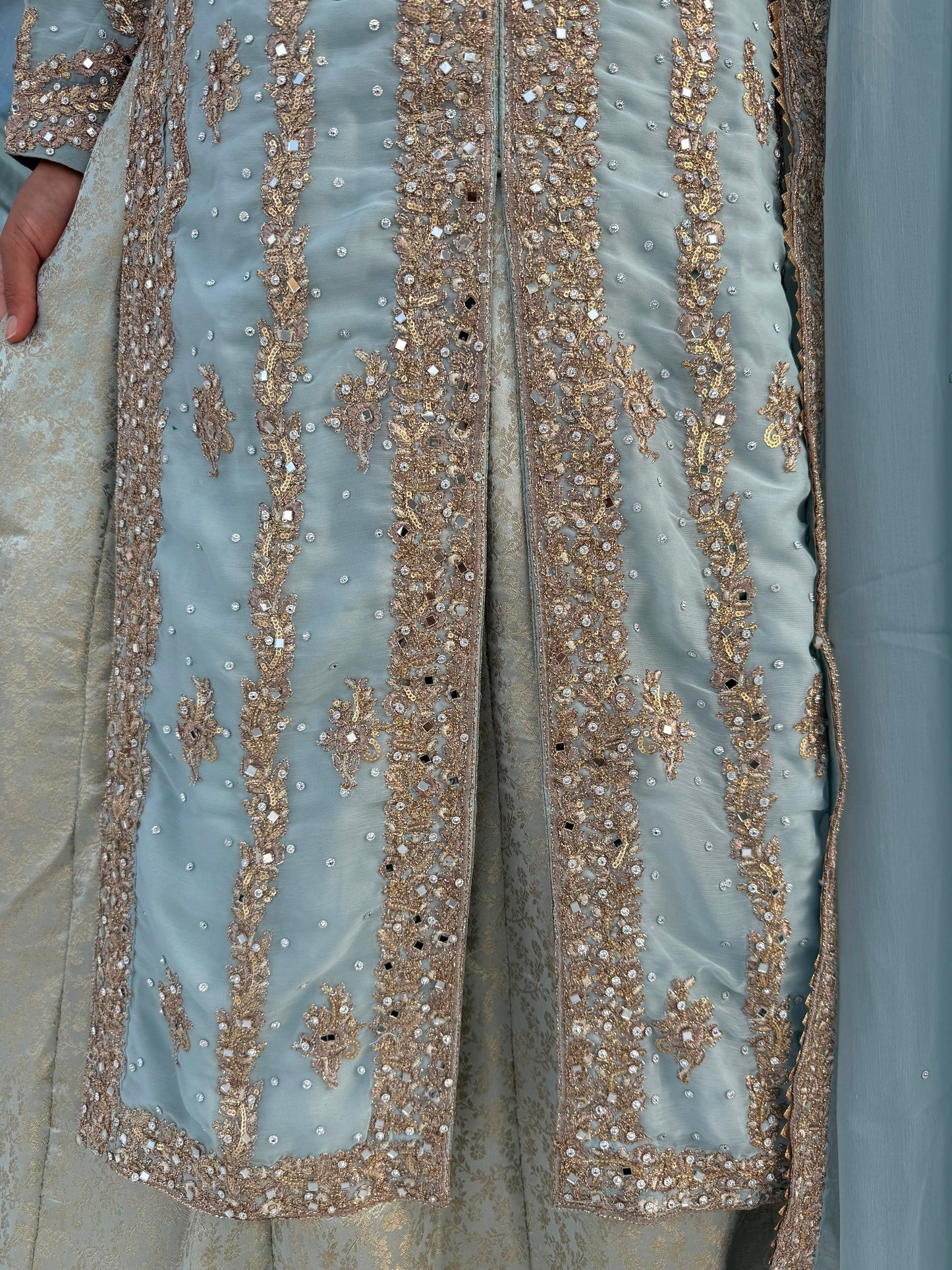 JHALAK - Embroidered chiffon kameez with brocade lengha