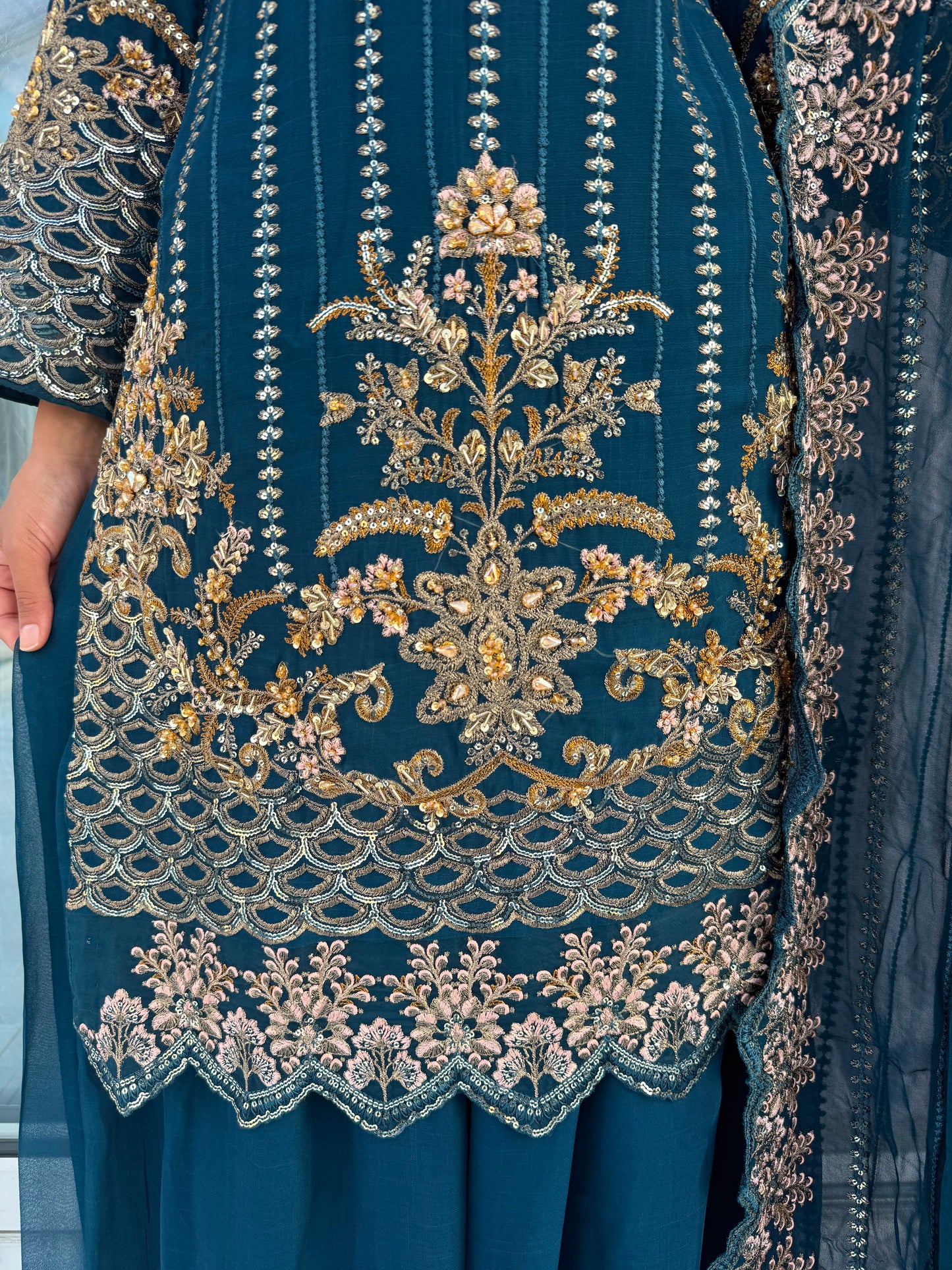 HOORIA - Embroidered chiffon kameez with Sharara