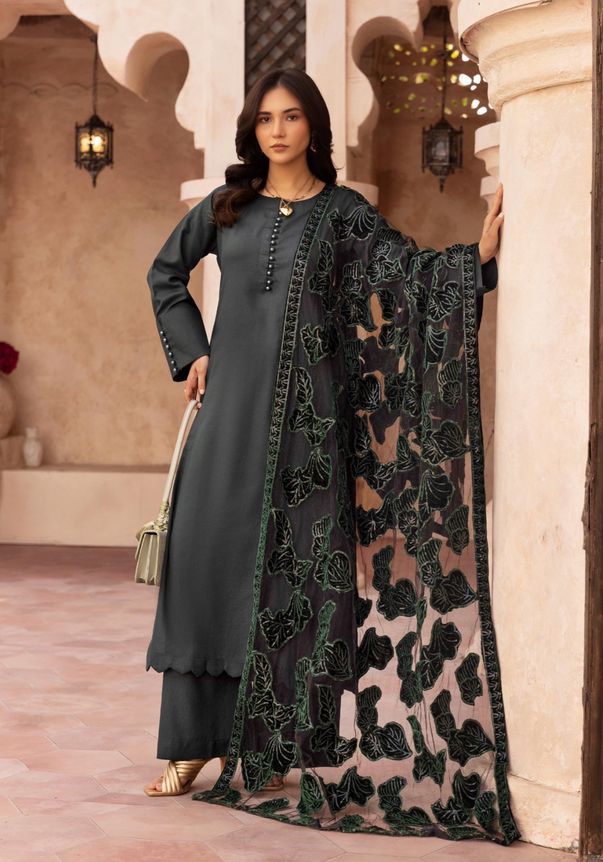 NURA SIMRANS - Dhanak readymade outfit with laserkari velvet net duppatta