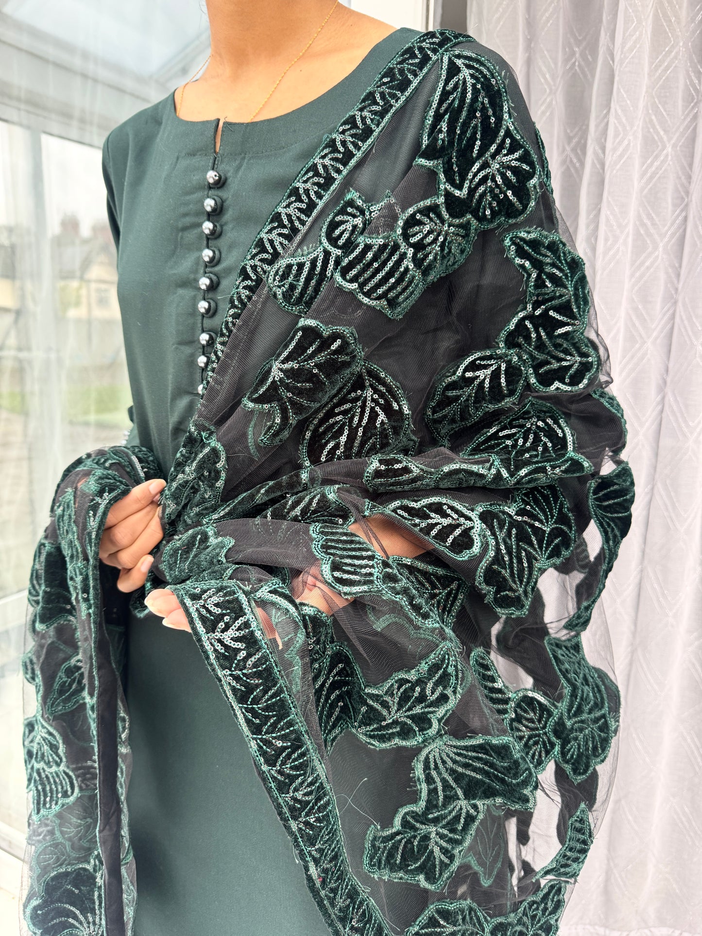 NURA SIMRANS - Dhanak readymade outfit with laserkari velvet net duppatta