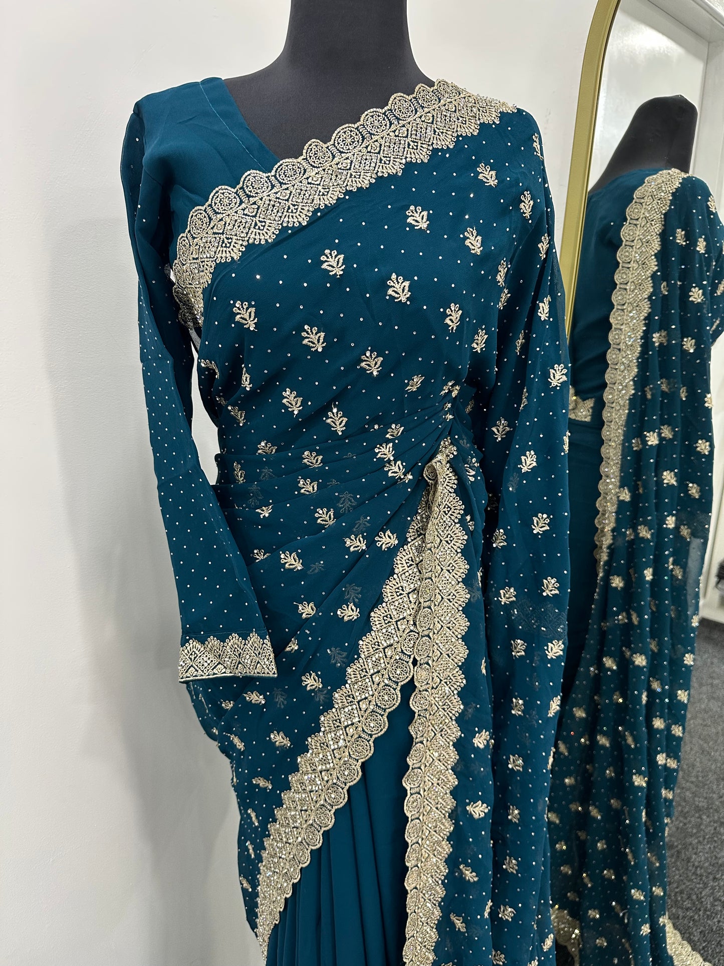TAIBA - Stonework embellished saree
