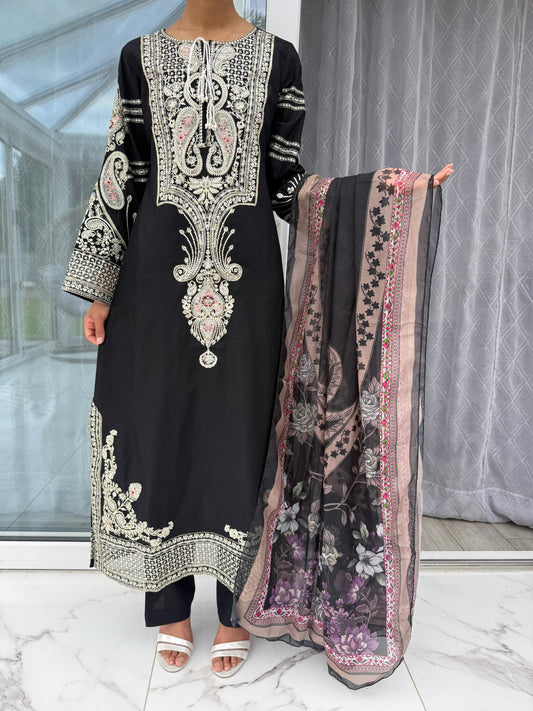 SIMRANS ETHNIC KAFTAN BLACK - Embroidered kaftan style kameez with straight trousers