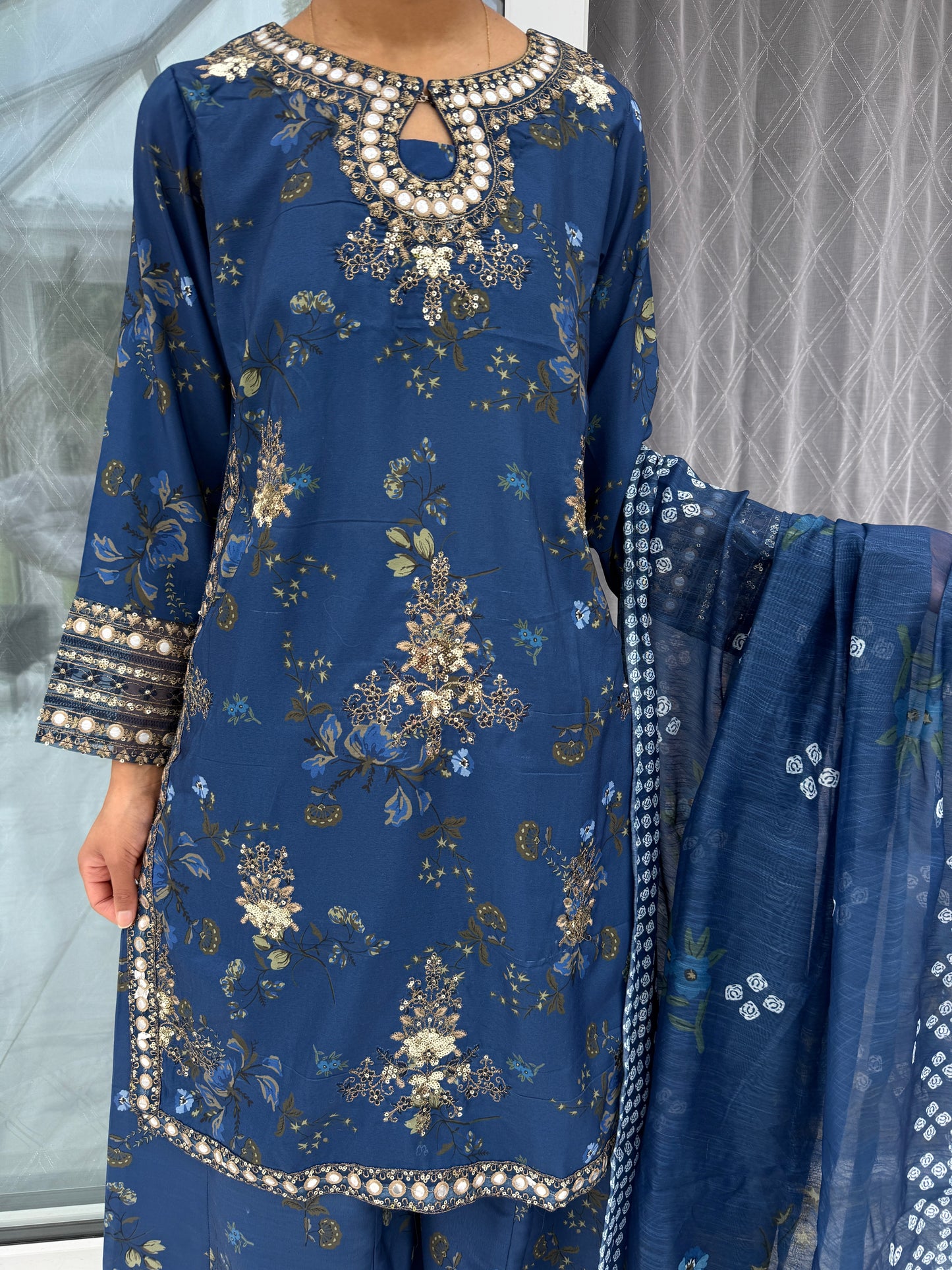 NYLA - Floral printed and embroidered outfit with Kali Sharara