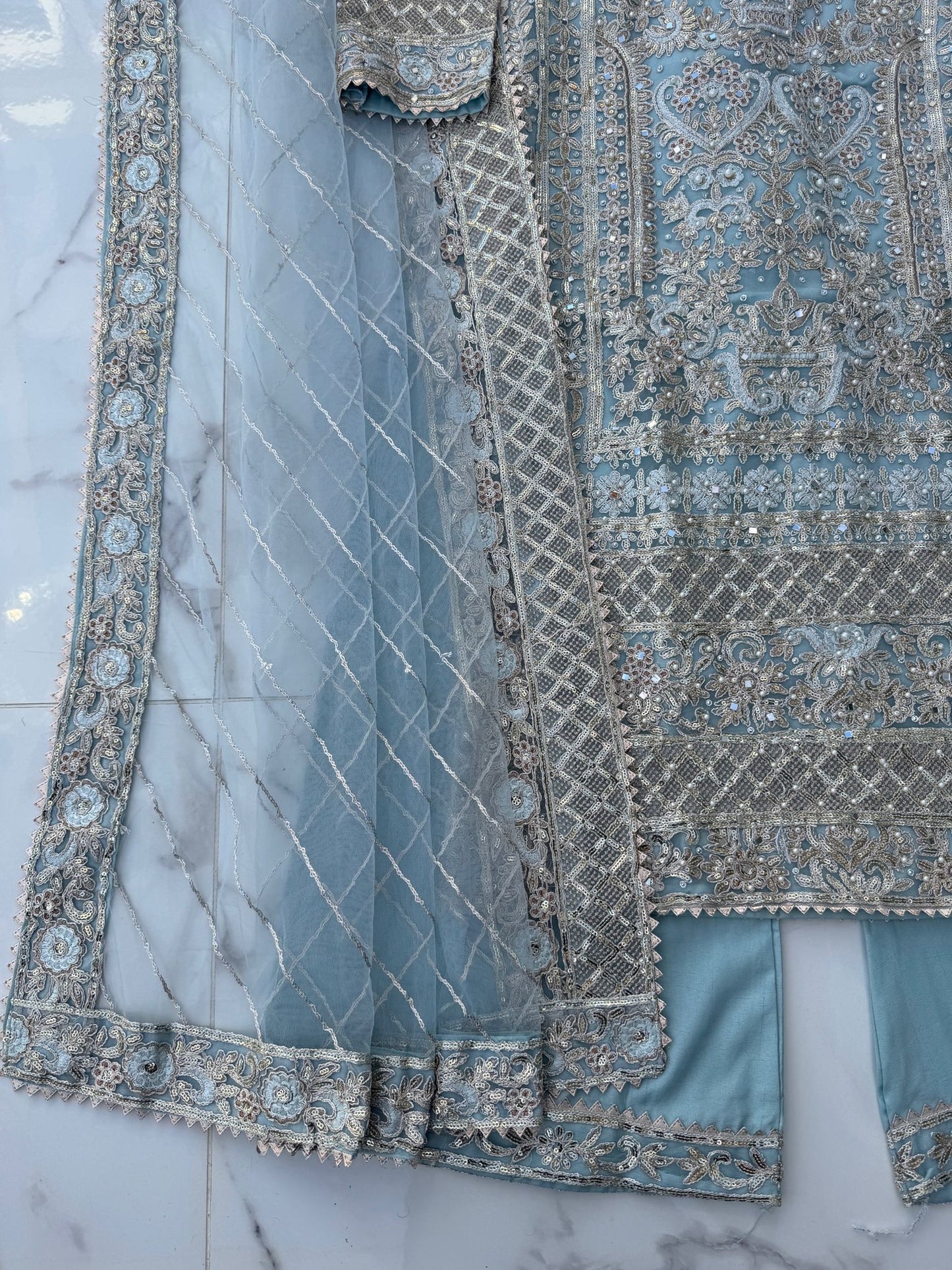 KALILA POWDER BLUE