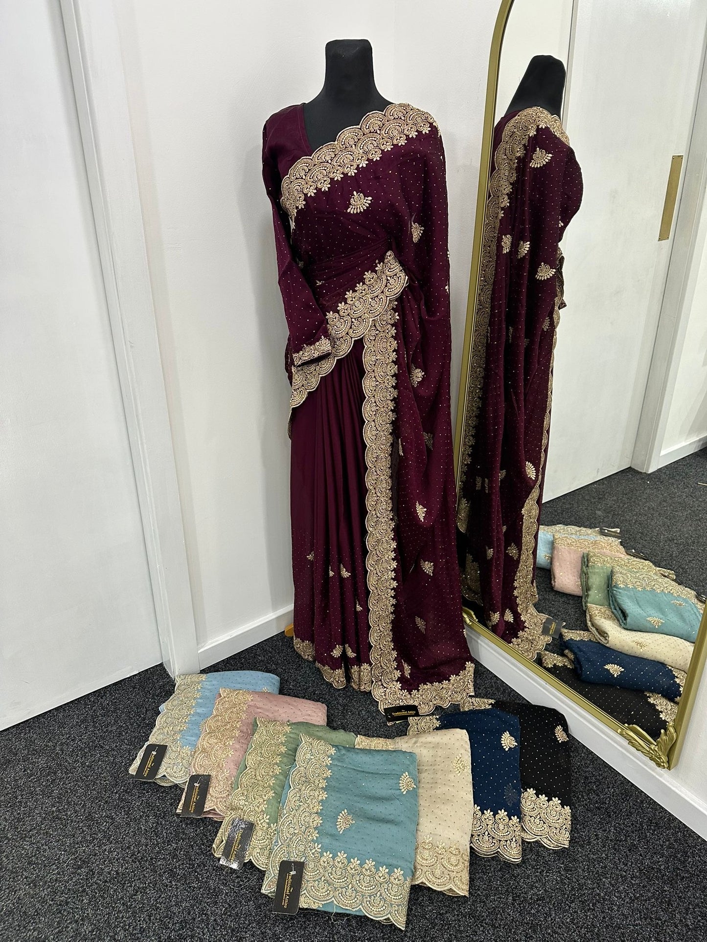 HOORAIN - Stonework Saree