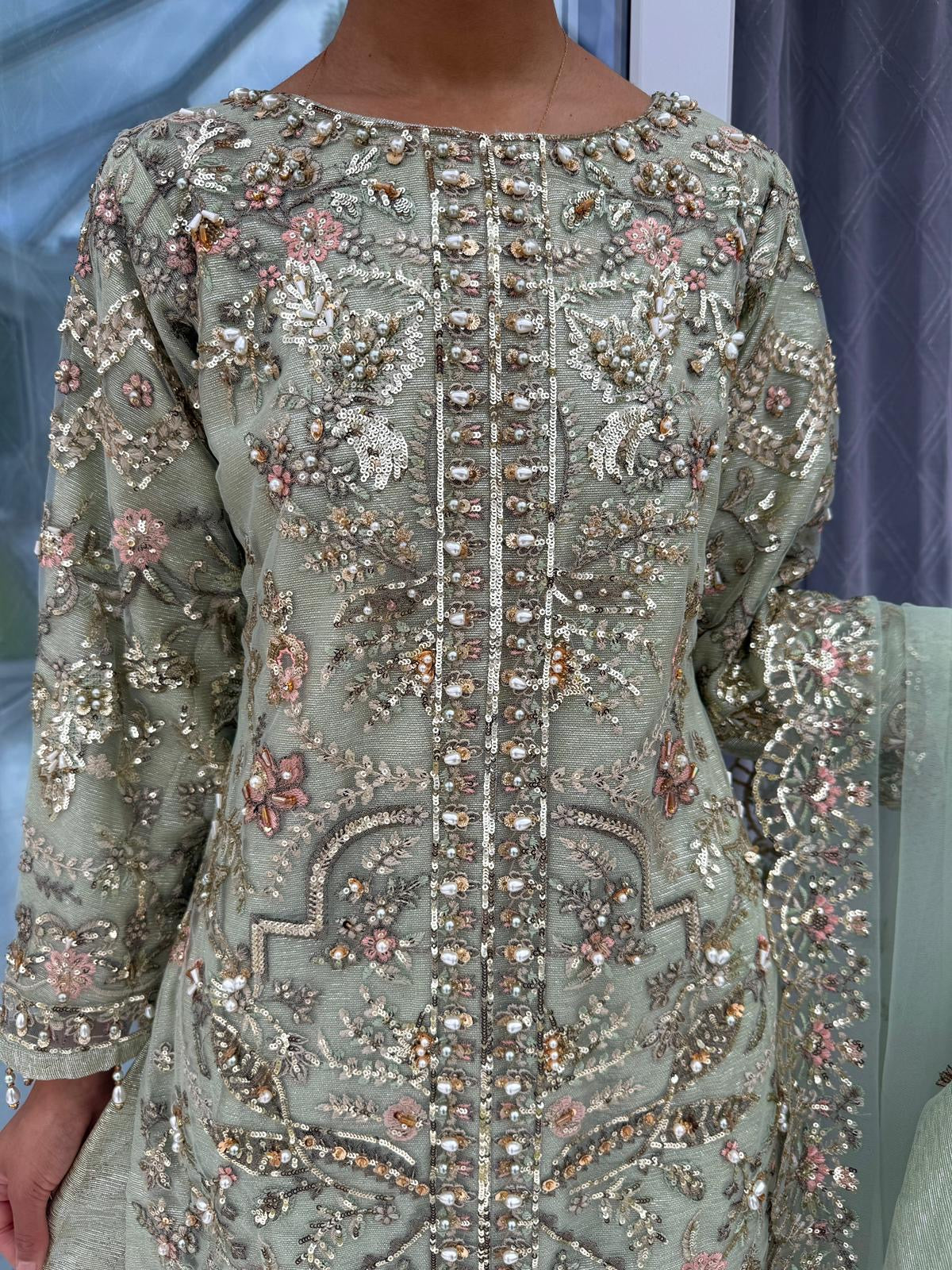 ALAIRA GREEN - Handwork embellished net outfit with Sharara
