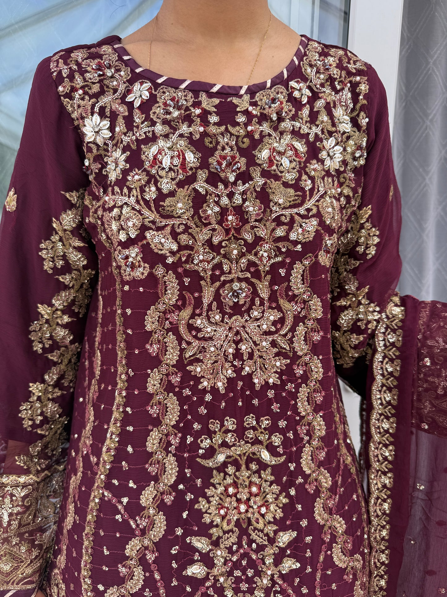QAMAR PLUM - Embroidered chiffon kameez with crushed sharara