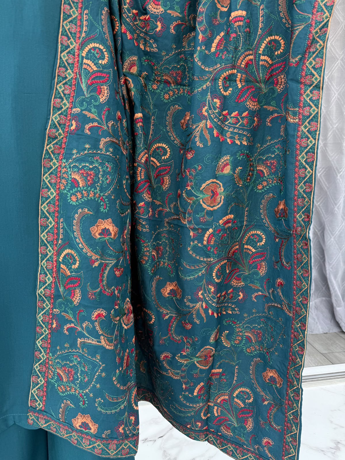 MAHAM TEAL - Embellished Dhanak kameez with embroidered Kashmiri shawl and plazo
