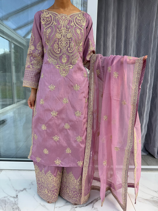 MUSKAAN - Zari embroidered raw silk kameez with plazo