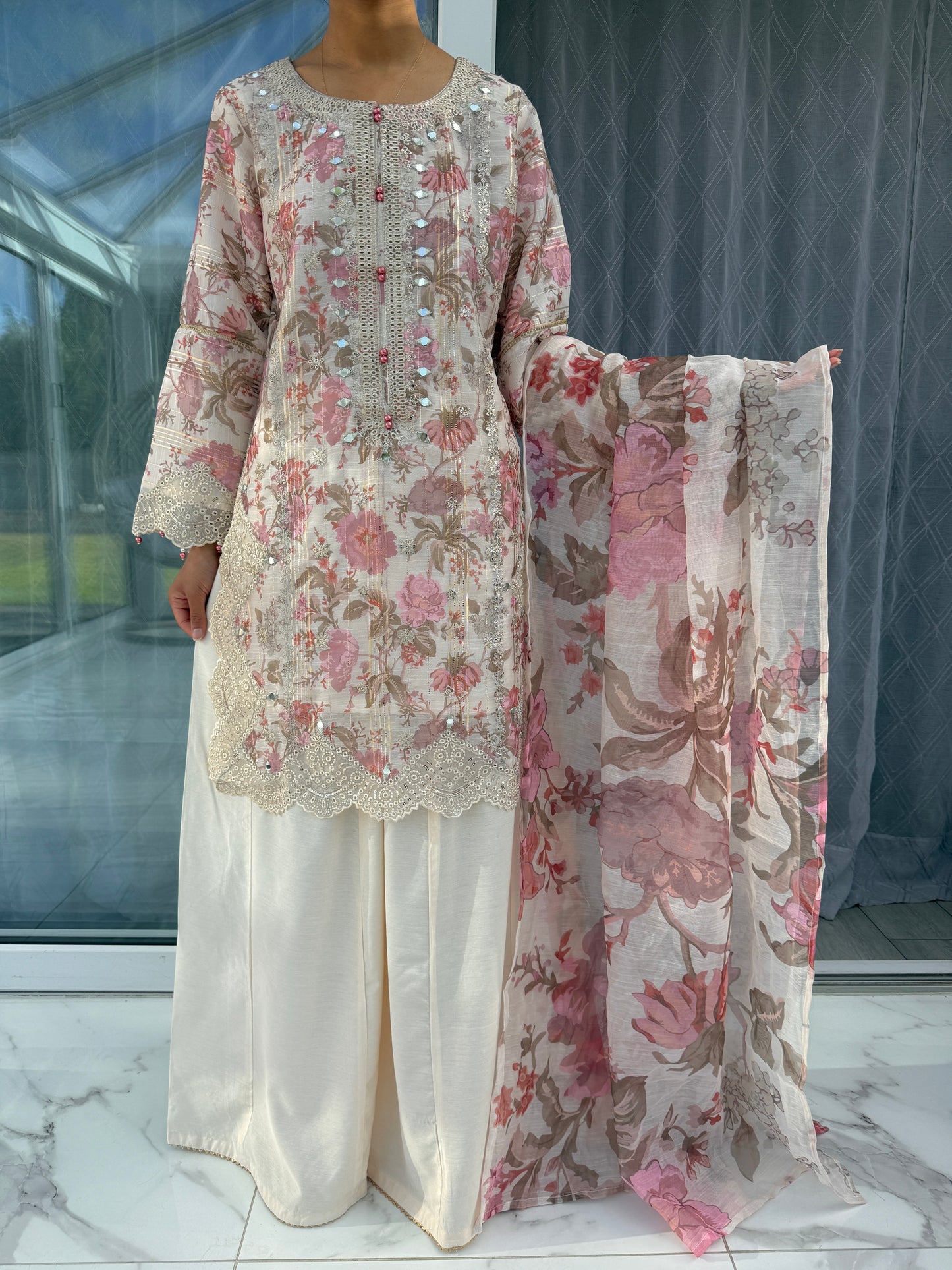 GULNAZ SHARARA - Embroidered floral printed Monar kameez with Kali sharara pink