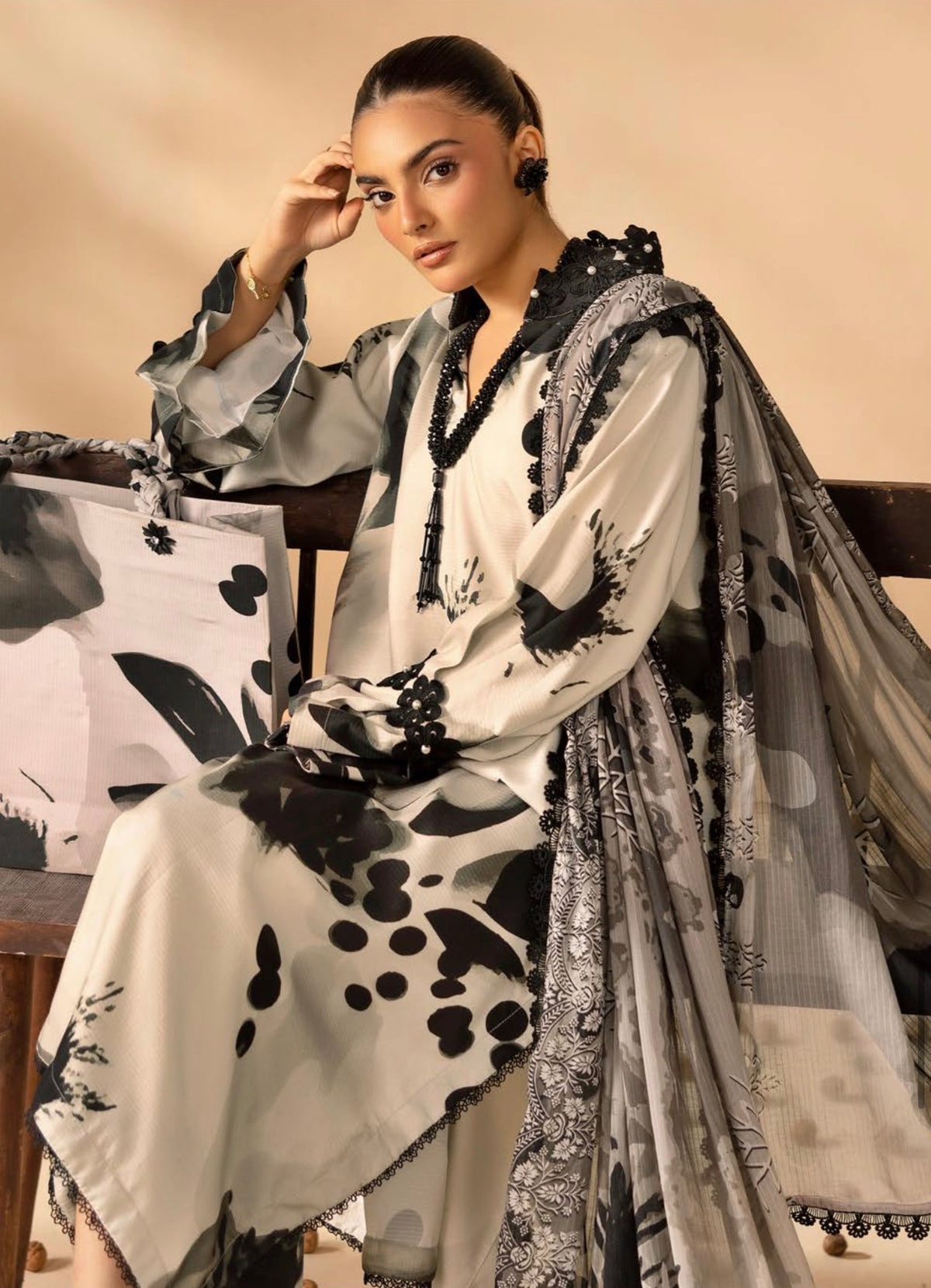 OMBRÉ SILK KHADDER WITH CHIFFON DIGITAL DUPATTA SIMRANS (PREORDER - DISPATCH 17/09/26)