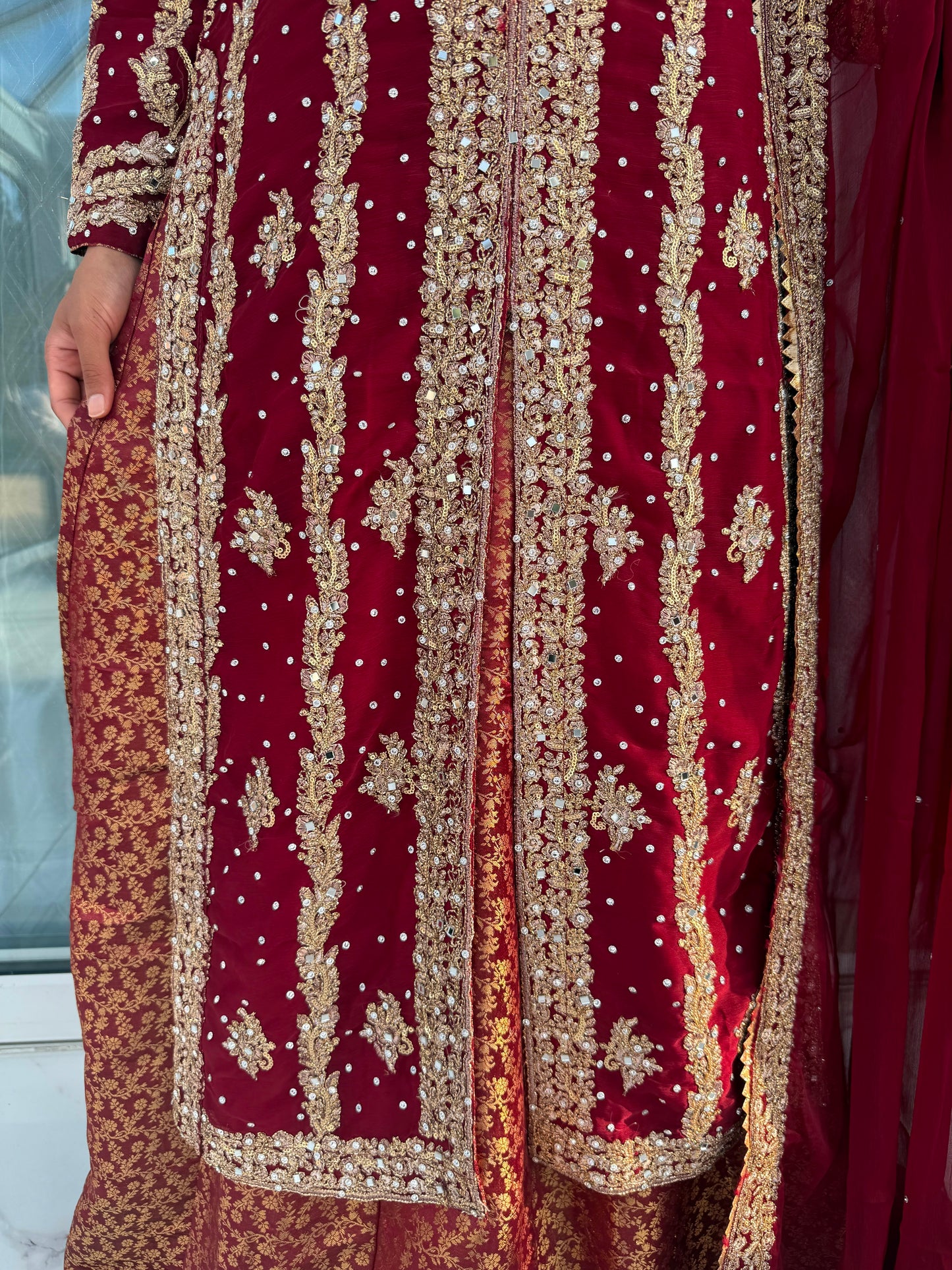 JHALAK - Embroidered chiffon kameez with brocade lengha