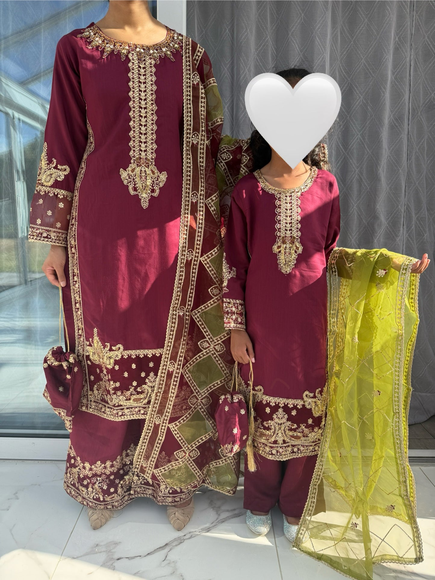 ARZOO MOTHER/DAUGHTER