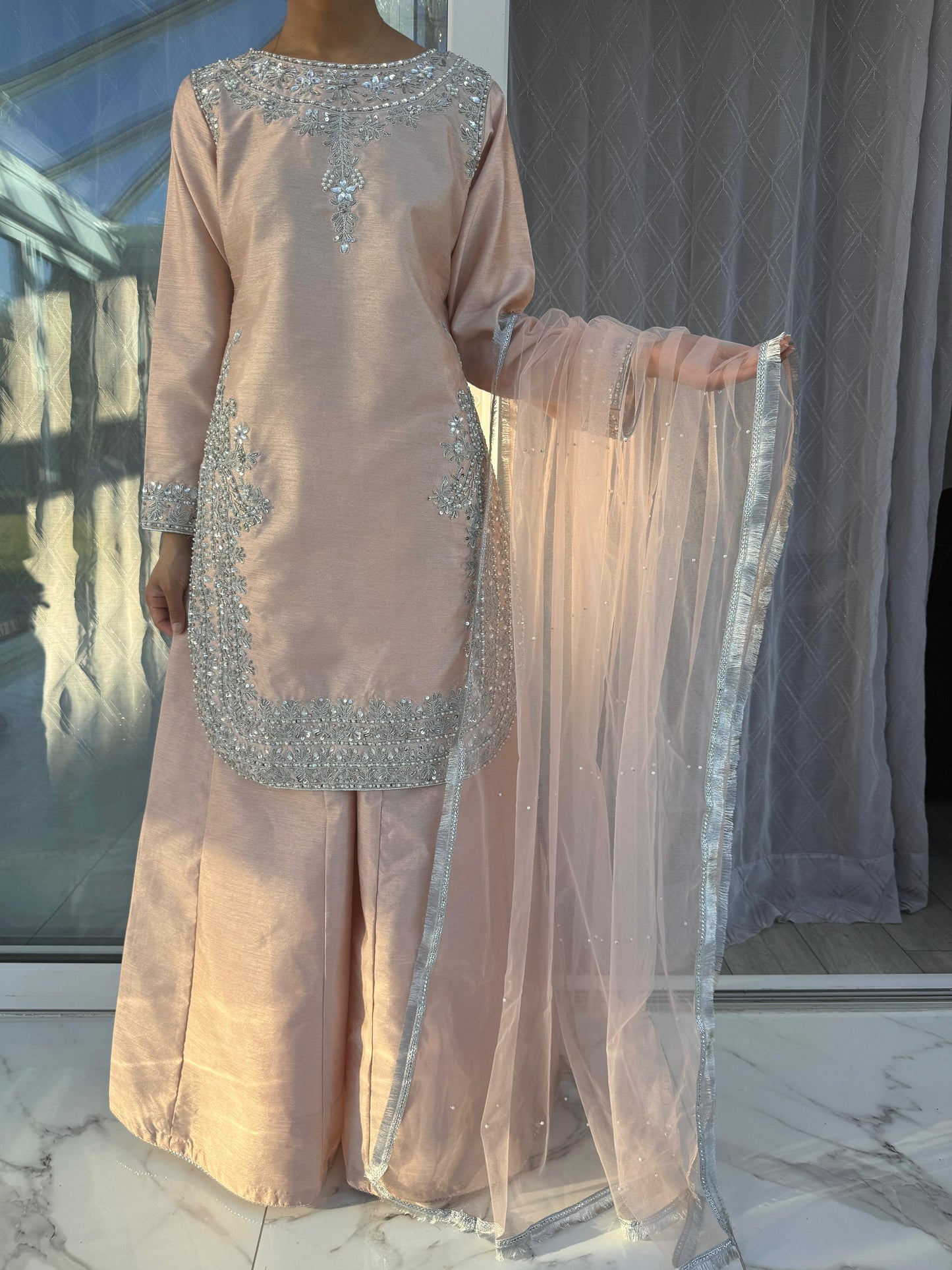 AVEEN - Embroidered raw silk kameez with Kali Sharara