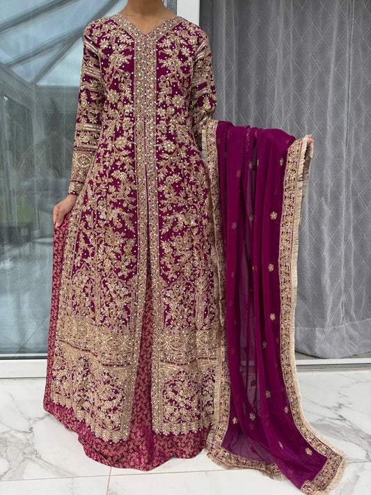 JAHAN - Embroidered chiffon kameez with brocade lengha