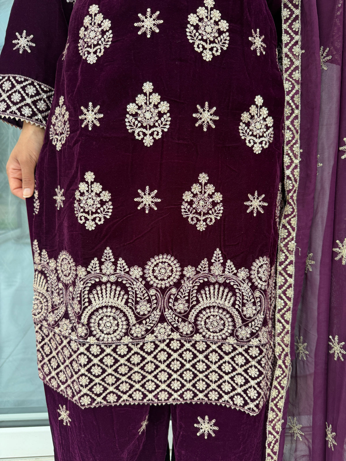RIMSHA - Embroidered velvet collection with plazo and chiffon Dupatta