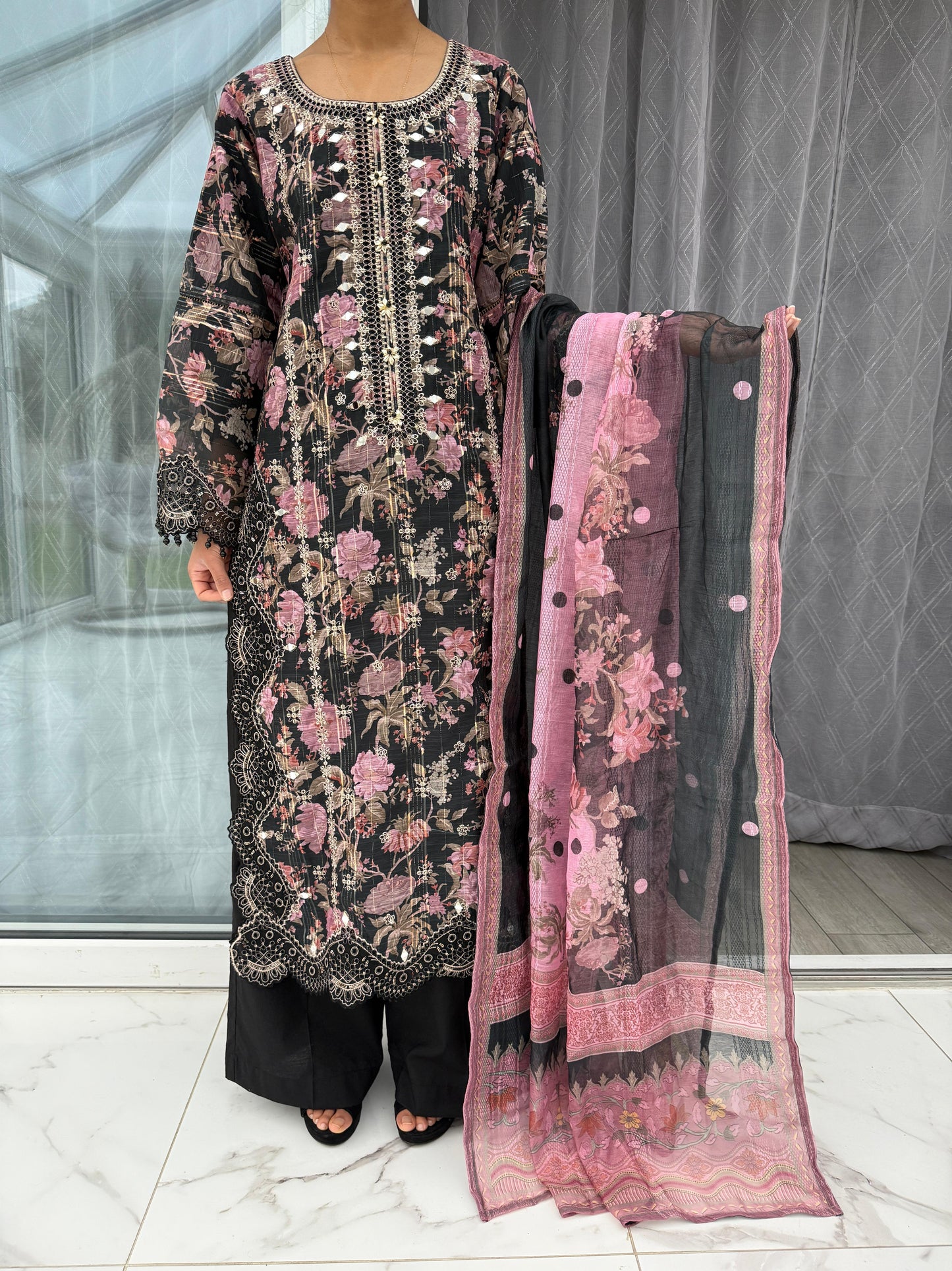 GULNAZ - Emroidered floral monar outfit with plazo
