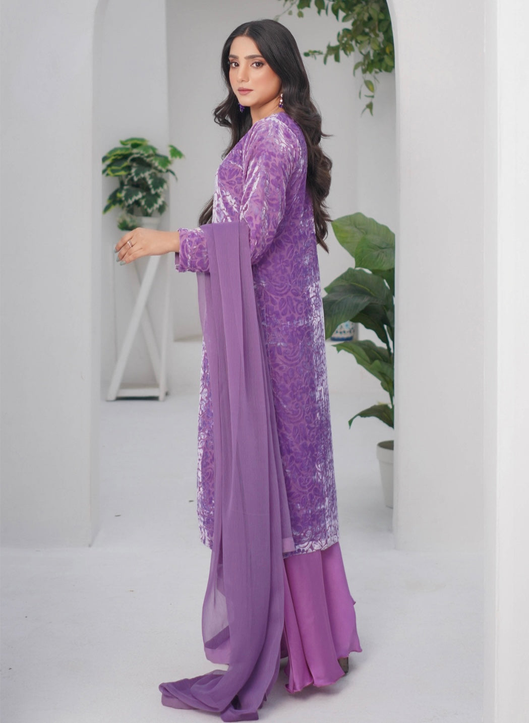 ROMAISA- Luxury plachi kameez with silk sharara