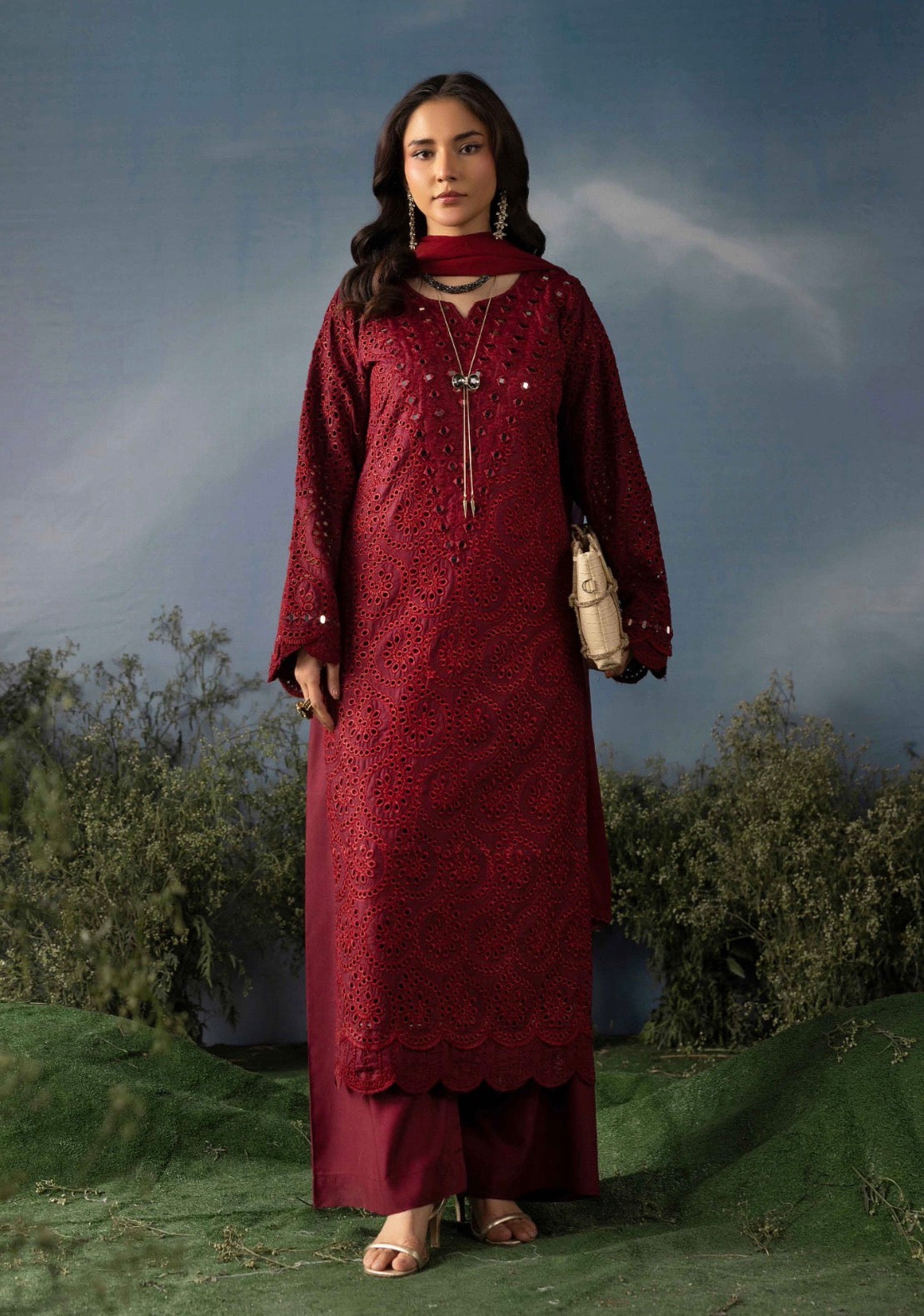 FAYZA - EMBROIDERED LINEN CHIKAN KARI KAMEEZ WITH PLAZO