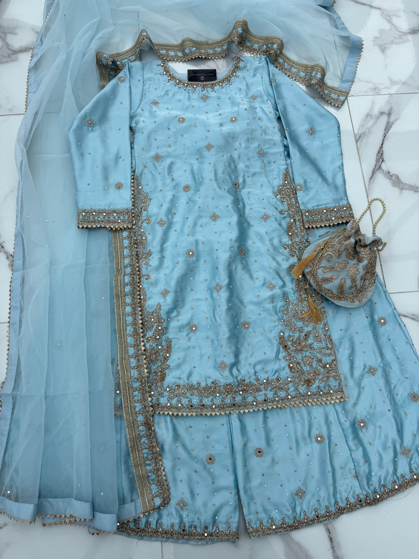 KIARA - Embroidered silk kameez with sharara
