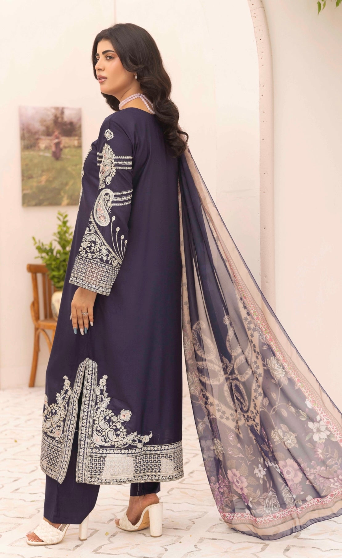 SIMRANS ETHNIC KAFTAN NAVY BLUE - Embroidered kaftan style kameez with straight trousers