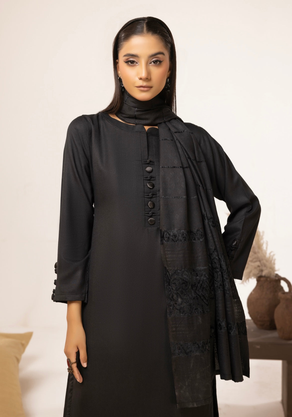 MARIAM DHANAK COLLECTION BLACK