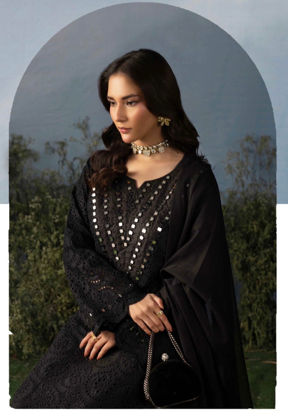 FAYZA - EMBROIDERED LINEN CHIKAN KARI KAMEEZ WITH PLAZO BLACK