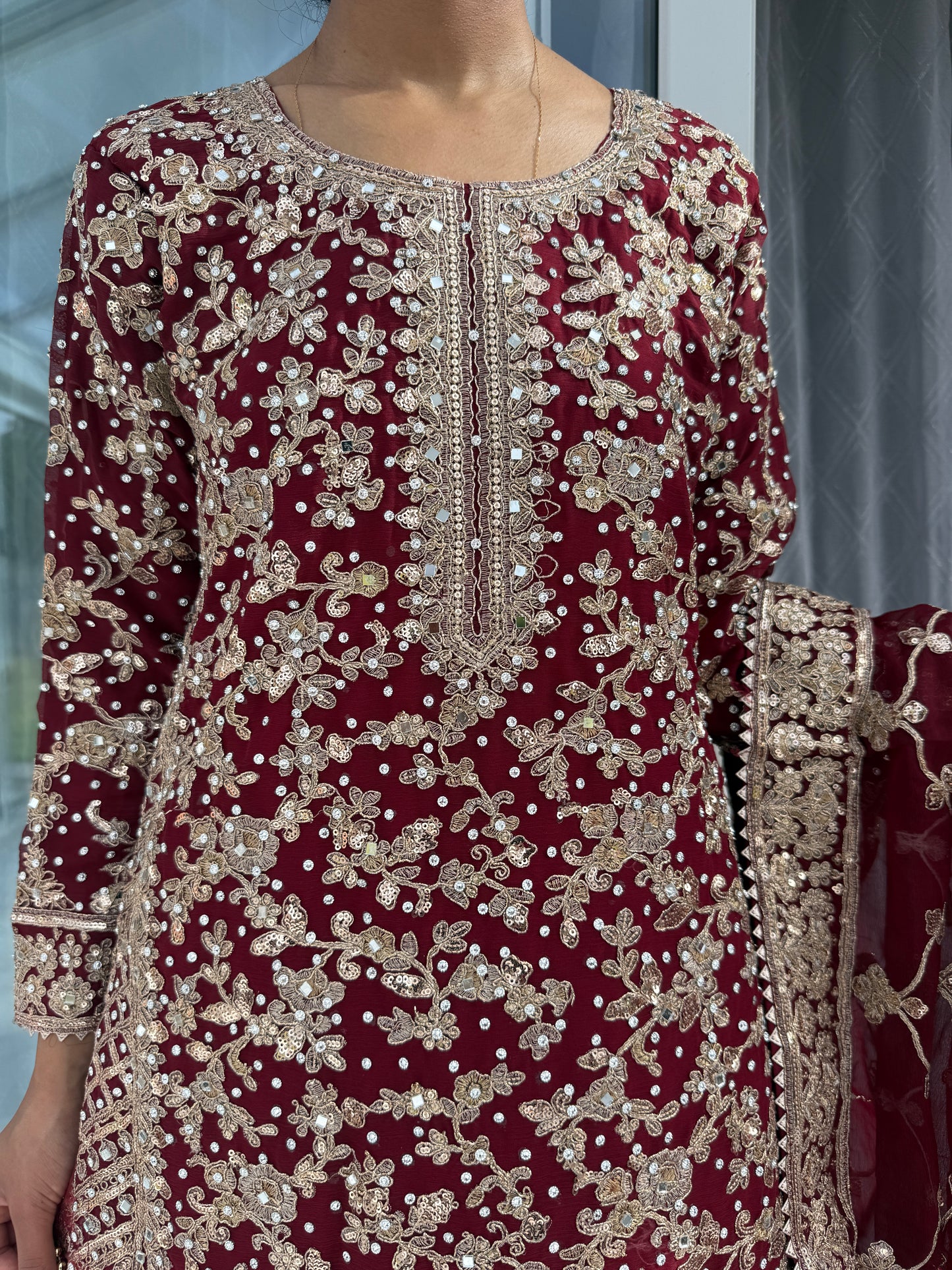 ALISHA - Luxury chiffon kameez with brocade lengha