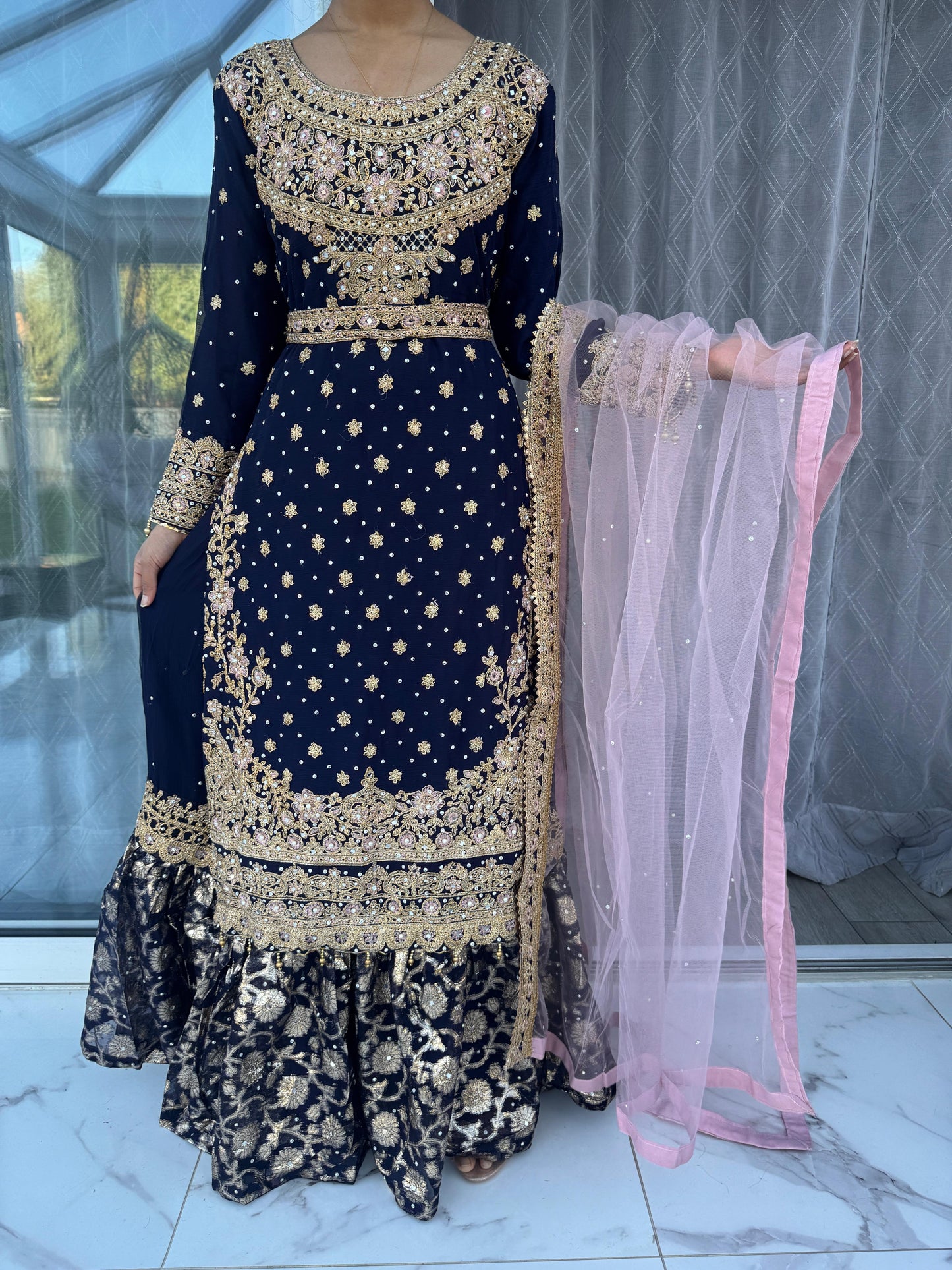 MAYAR - Embroidered chiffon kameez with Farshi lengha