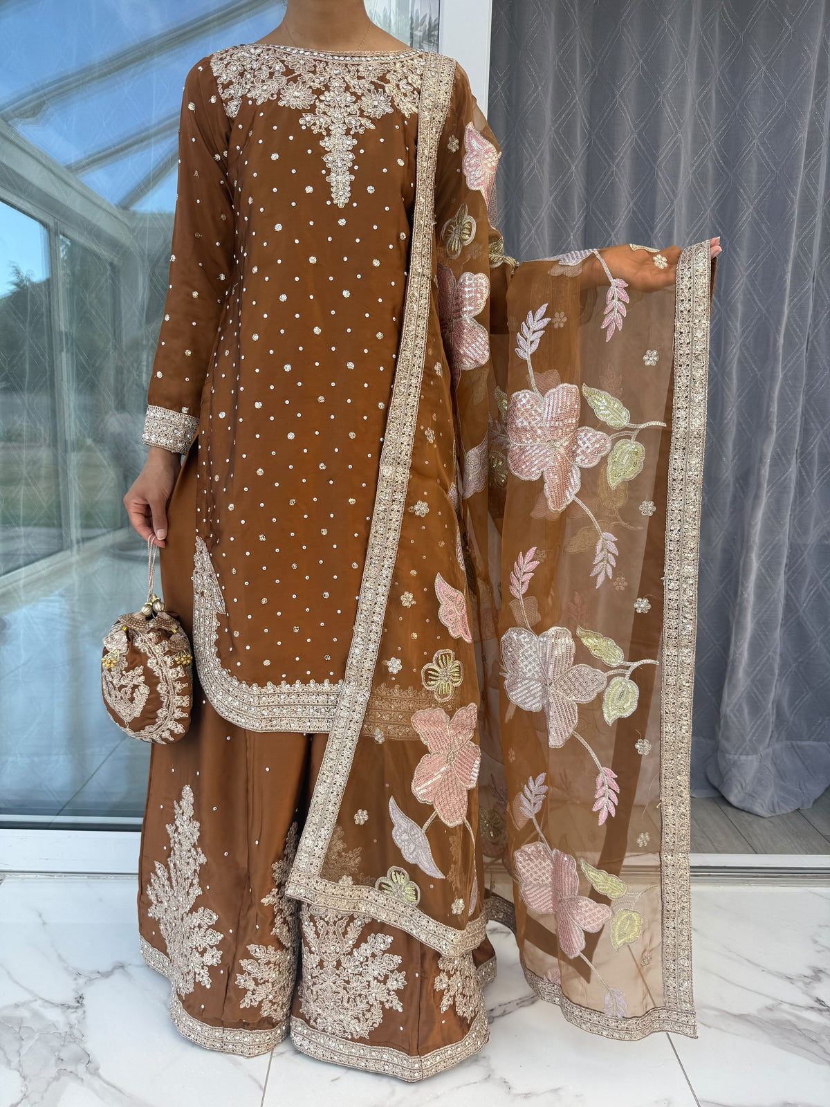 ZARYAB BROWN - Embroidered silk kameez with Sharara