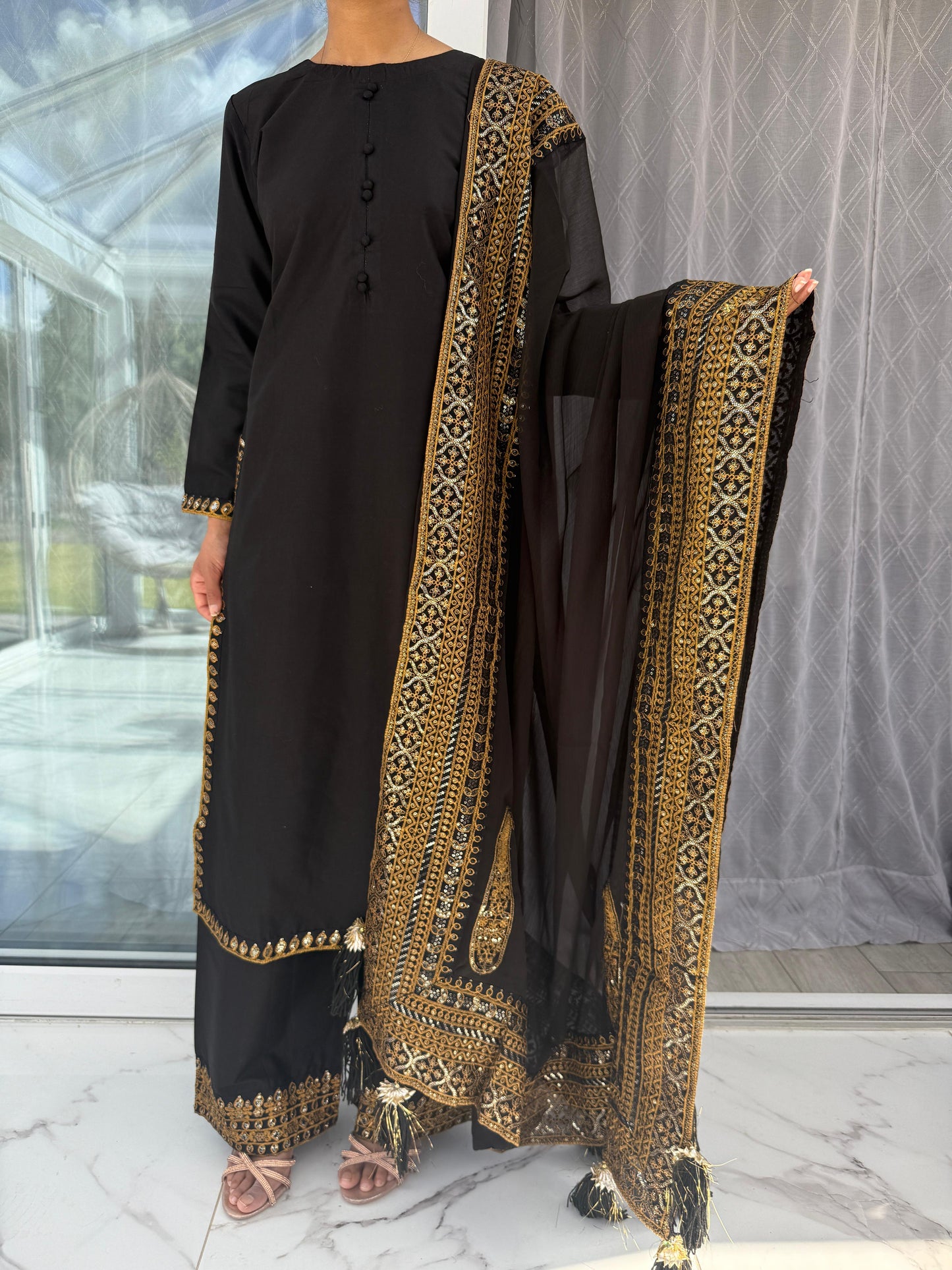 MAHEEN BLACK - Embroidered cotton kameez with embroidered dupatta and plazo
