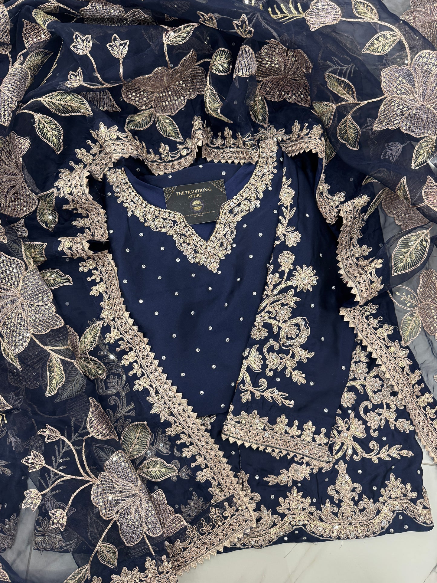 KASHISH - Embroidered silk kameez with sharara navy blue