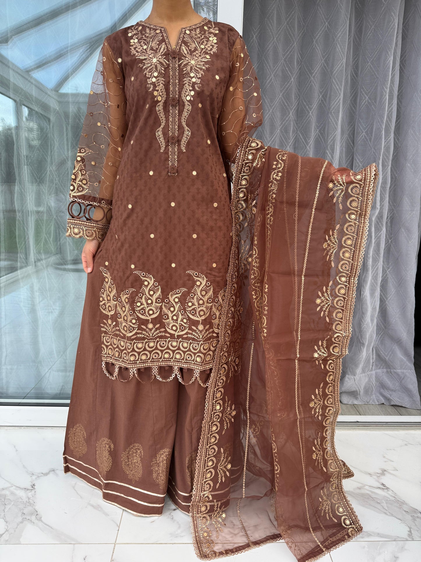HANIA AMIR EXCLUSIVE JAQUARD EID COLLECTION