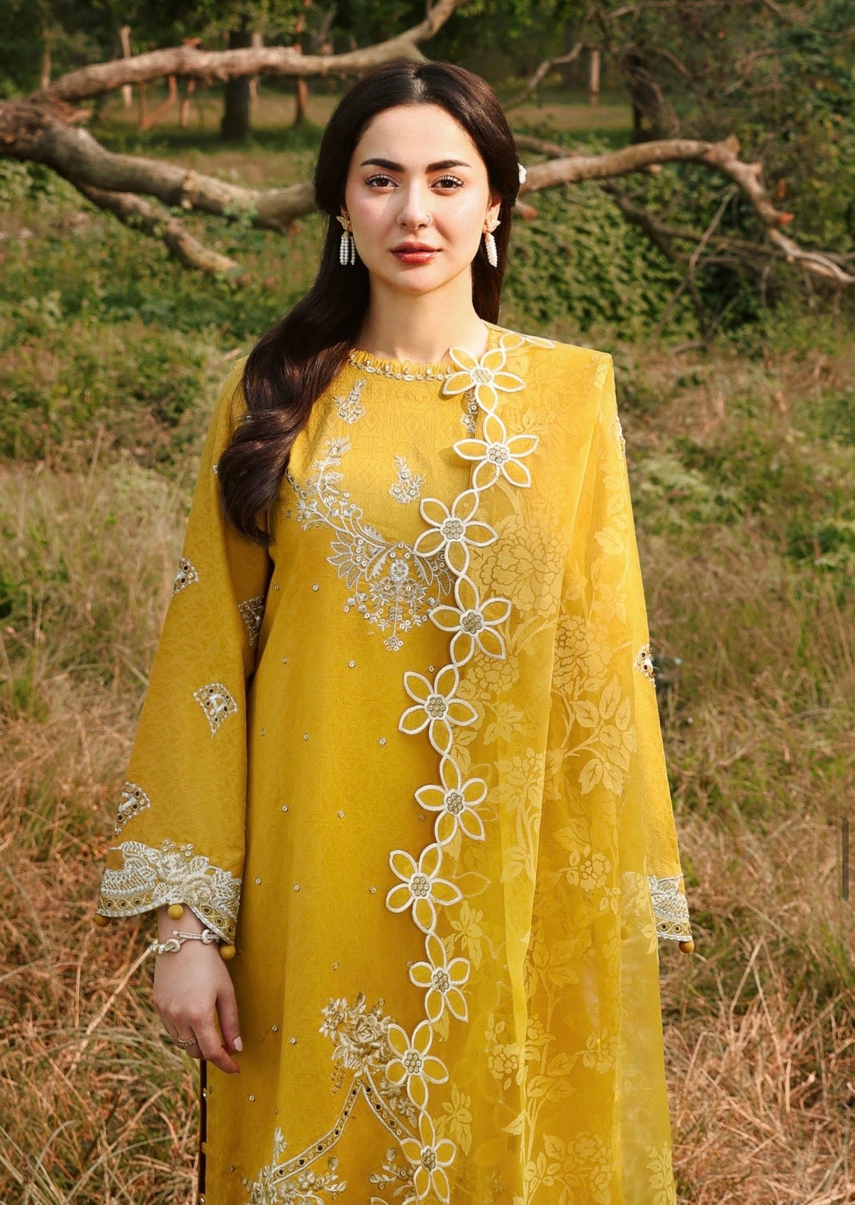 HANIA AMIR EXCLUSIVE JACQUARD EID COLLECTION