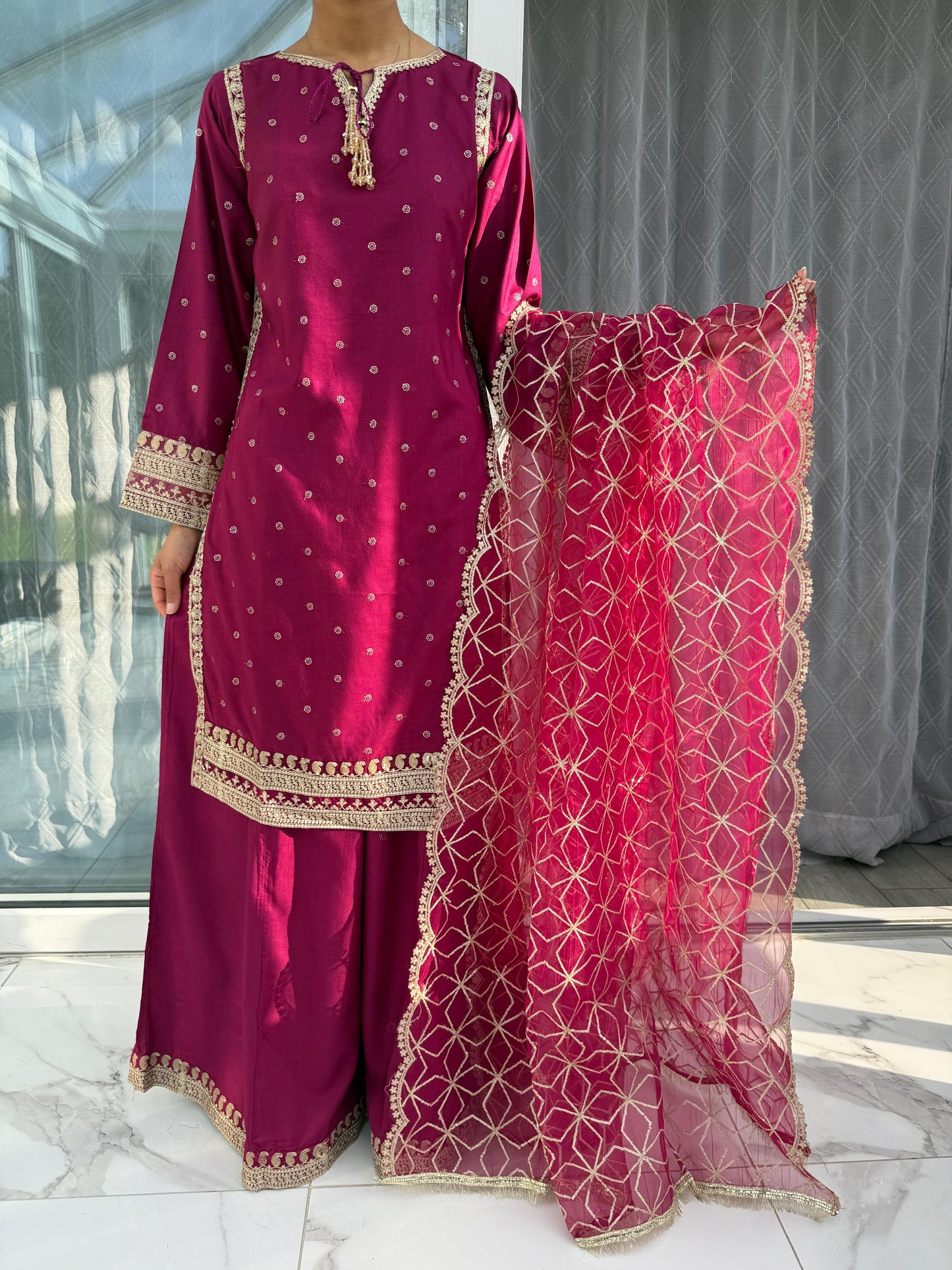CELINE - Embroidered summer linen kameez with Kali sharara